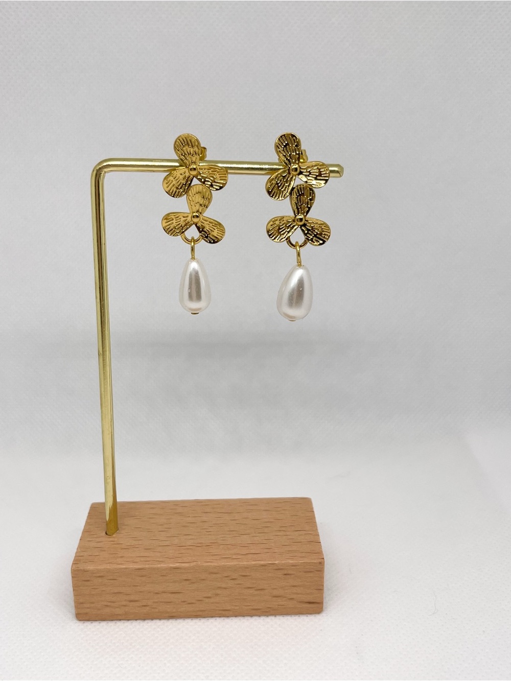 Gold Floral Pearl Drop Earrings - Elegant Women's Jewelry